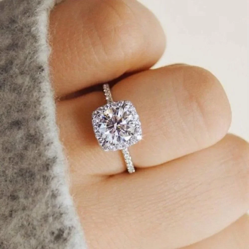 *New β2.4 CT Sterling Silver Diamond Ring - Picture 5 of 5